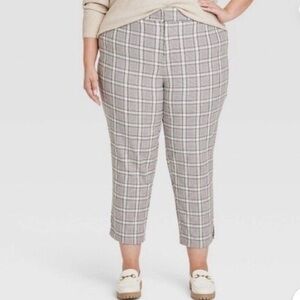 Ava & Viv cream plaid pants